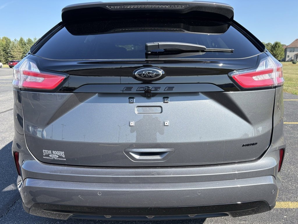 Used 2024 Ford Edge SE w/ Black Appearance Package image 37