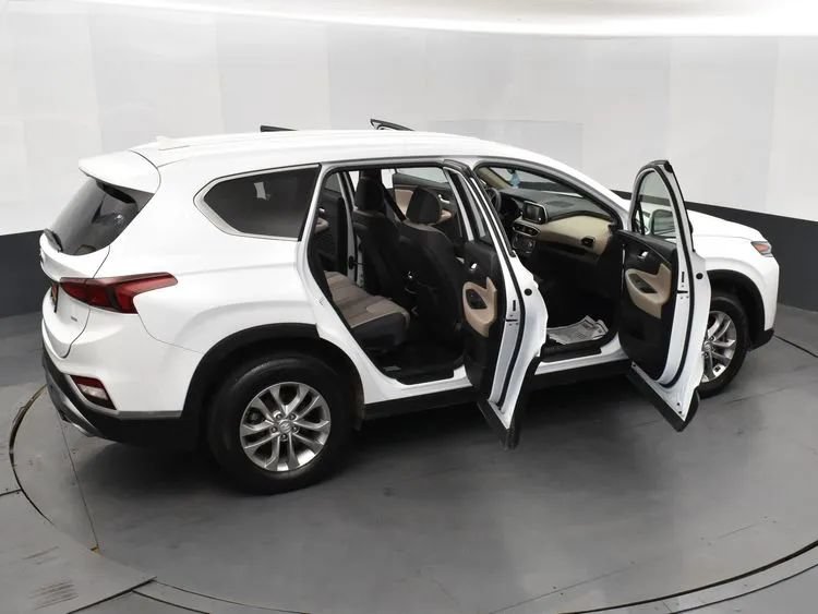 Used 2019 Hyundai Santa Fe SEL AWD/4WD image 6