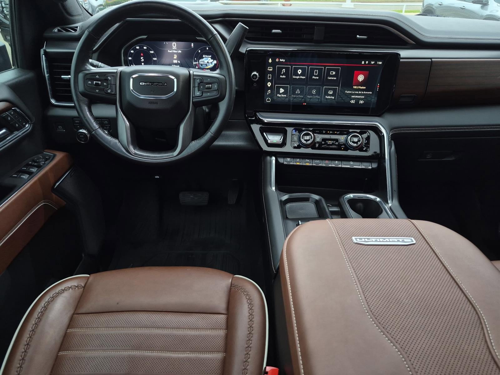 Used 2024 GMC Sierra 2500 Denali Ultimate w/ Max Trailering Package AWD/4WD image 18