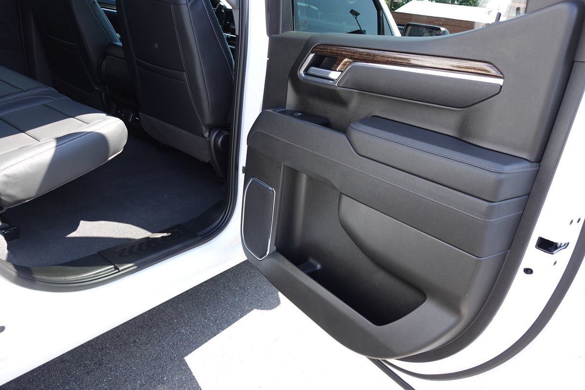 Used 2025 GMC Sierra 1500 Elevation AWD/4WD image 31