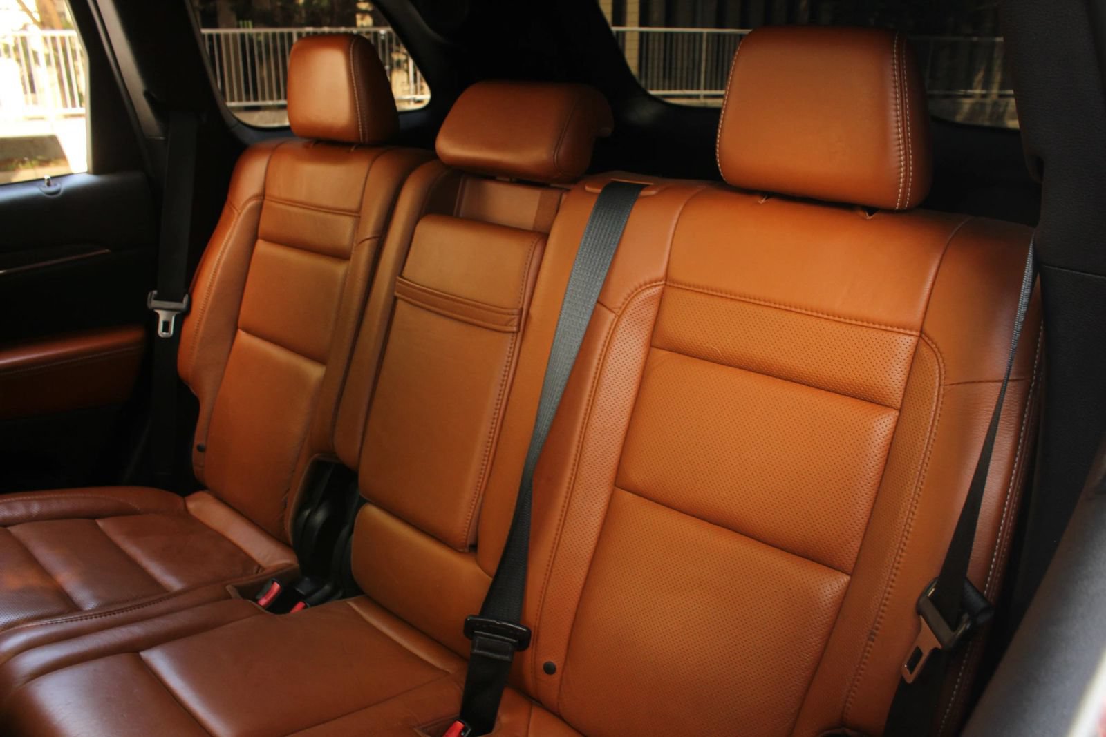Used 2015 Jeep Grand Cherokee SRT w/ Luxury Group II AWD/4WD image 18