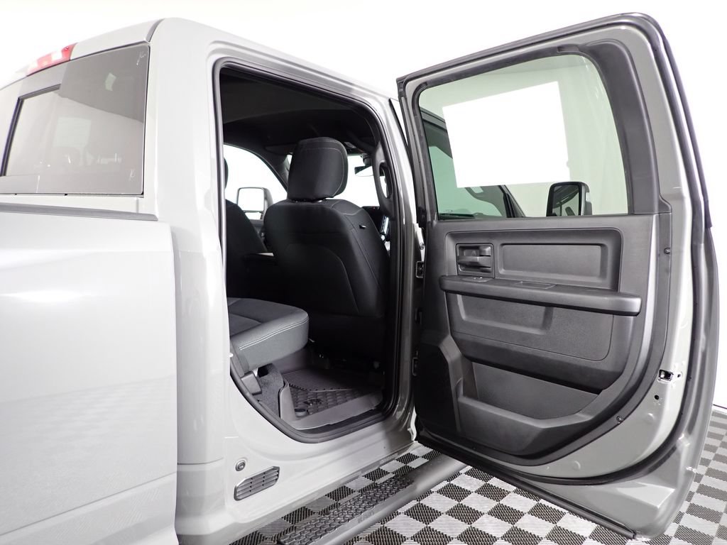 New 2026 RAM 2500 Warlock AWD/4WD image 30