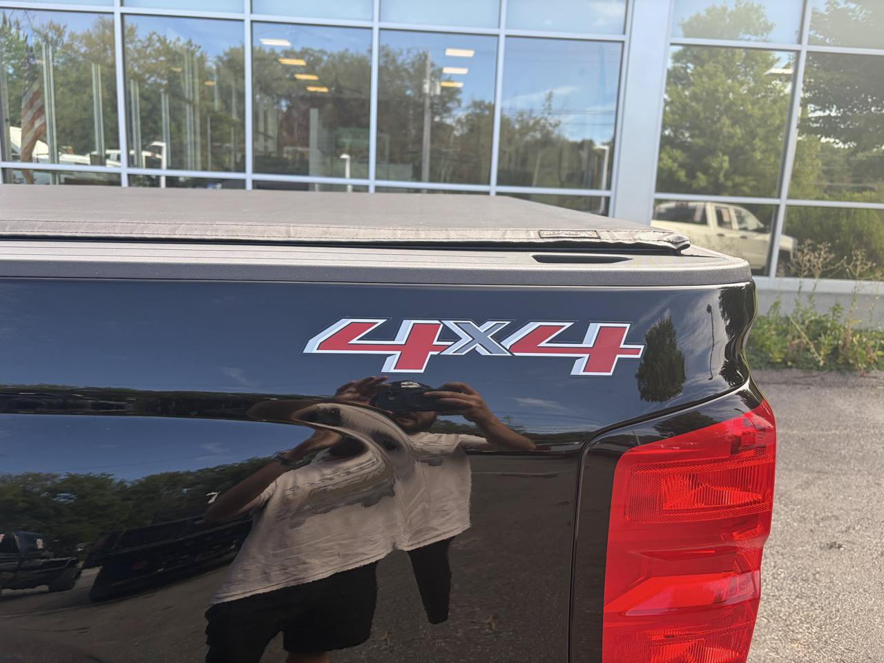 Used 2017 Chevrolet Silverado 2500 High Country w/ Duramax Plus Package AWD/4WD image 13