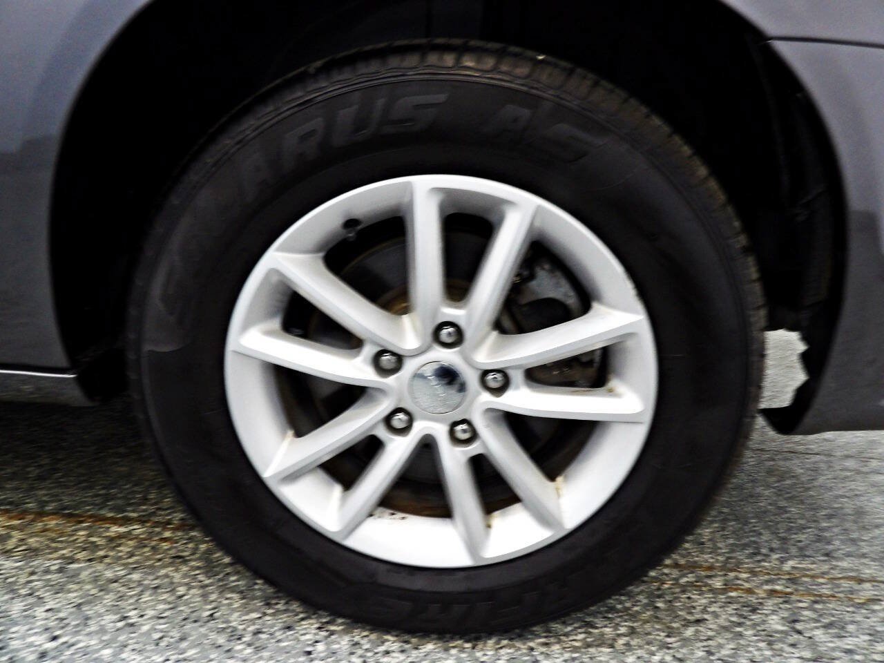 Used 2019 Dodge Grand Caravan SXT FWD image 19