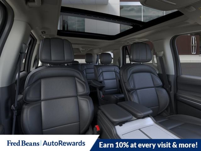 New 2026 Lincoln Navigator L Reserve AWD/4WD image 11
