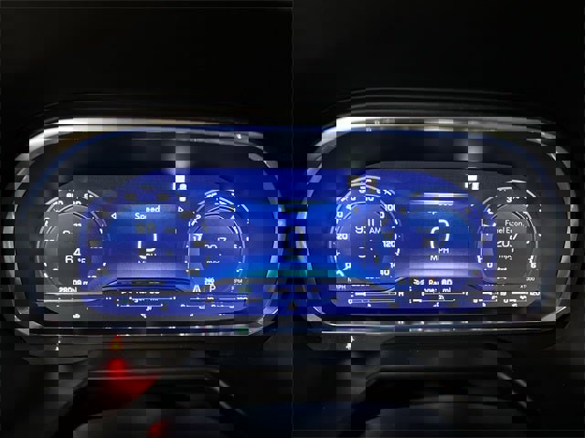 Used 2023 Chevrolet Suburban Z71 w/ Luxury Package image 47