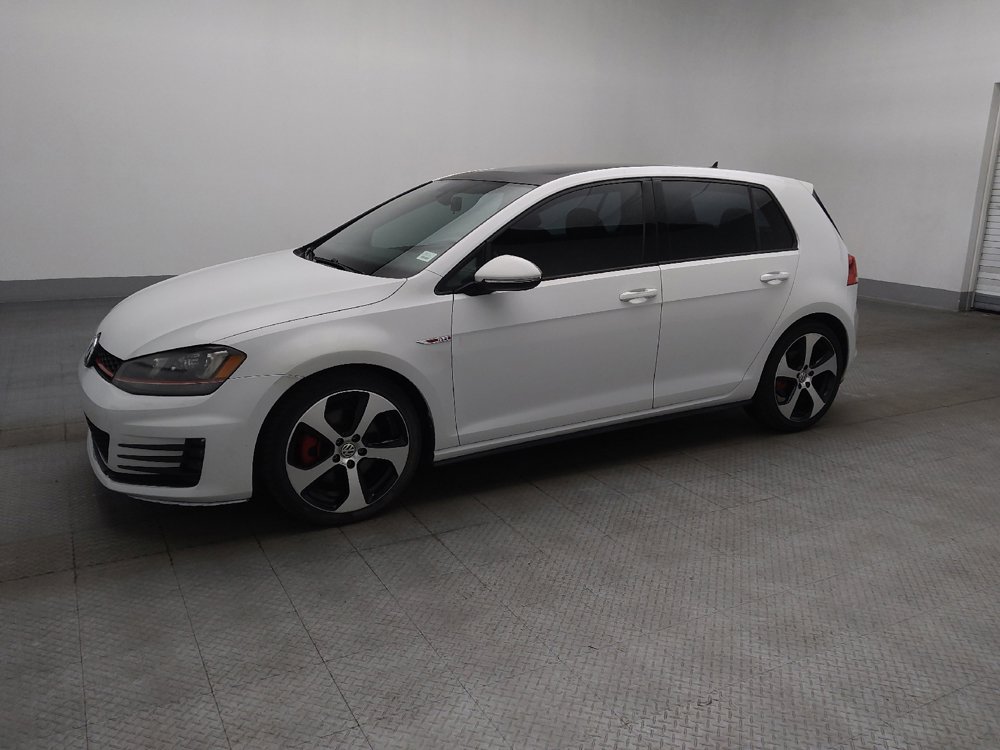 Used 2015 Volkswagen GTI SE FWD image 2