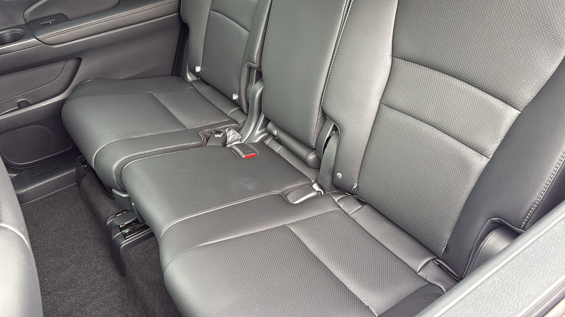 Used 2023 Honda Passport EX-L image 29