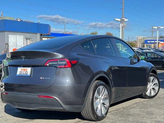 Used 2024 Tesla Model Y Long Range image 12