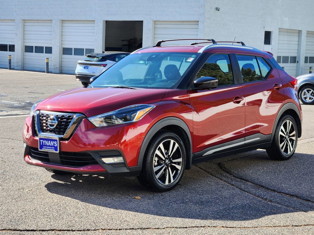 Used 2020 Nissan Kicks SR w/ Exterior Package image 6