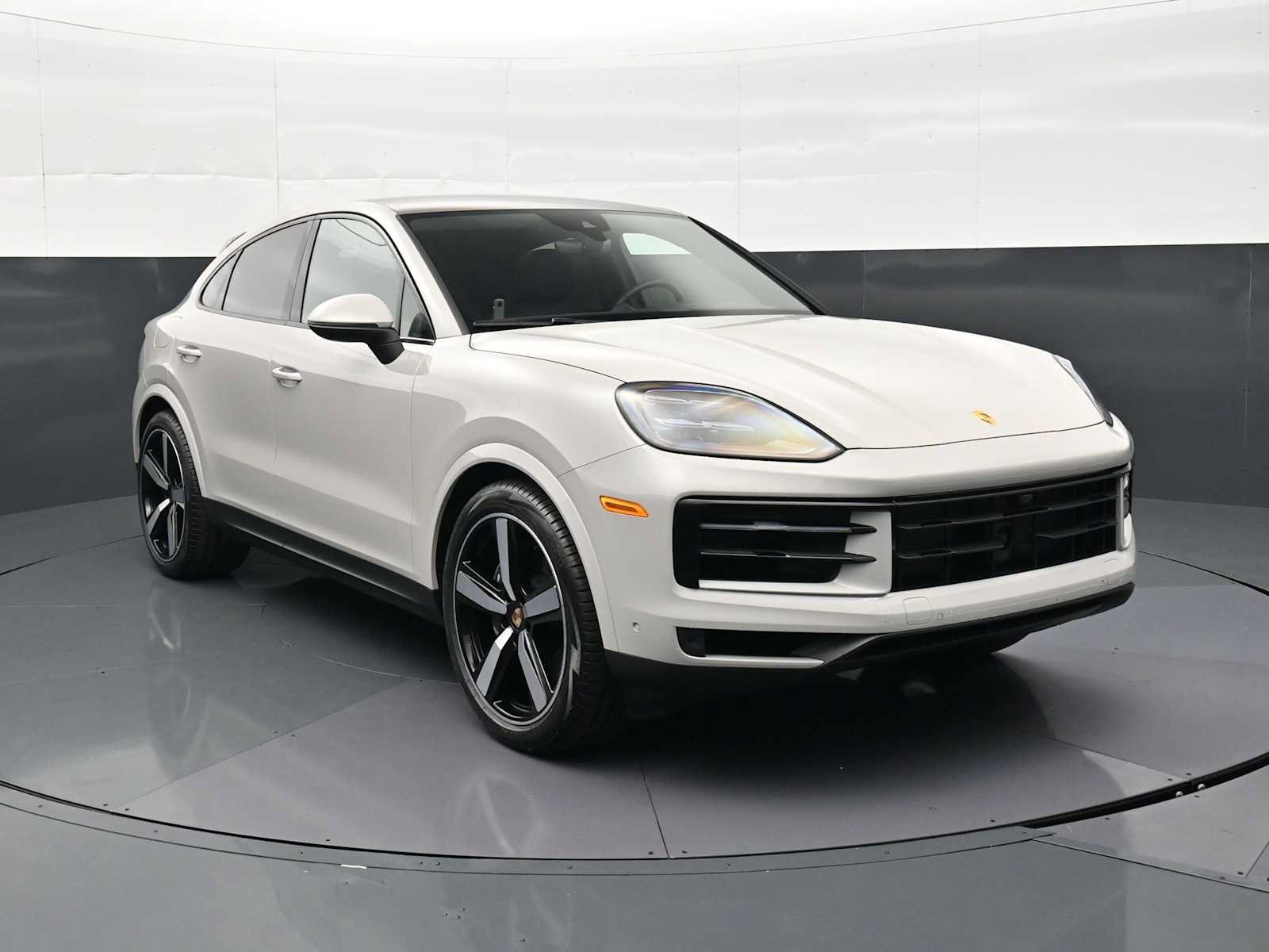 Certified 2026 Porsche Cayenne Coupe AWD/4WD image 29