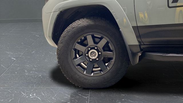 Used 2022 Toyota 4Runner Trail Special Edition AWD/4WD image 30