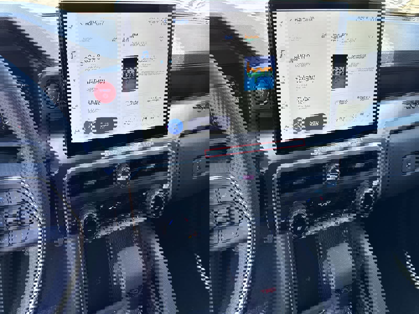 Used 2025 Toyota Tacoma TRD Off-Road w/ TRD Off Road Premium Package image 19