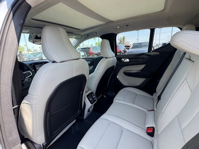 New 2025 Volvo XC40 B5 Ultra w/ Protection Package image 20