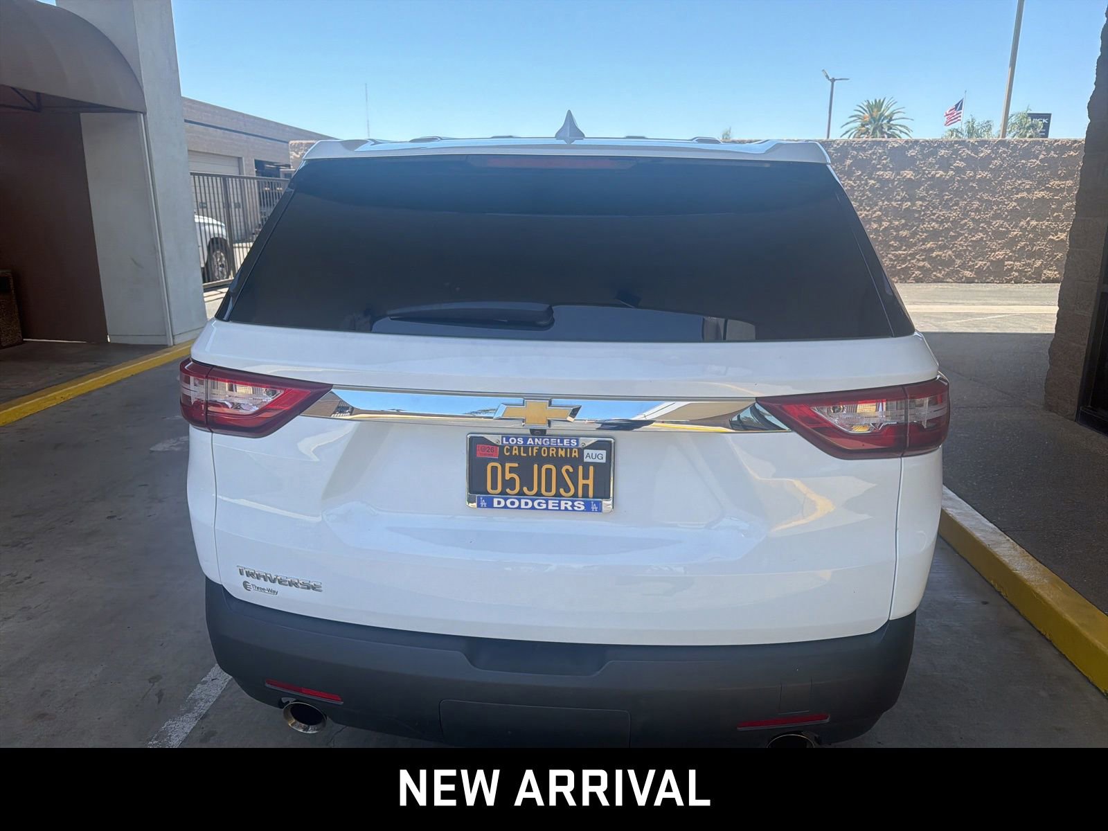 Used 2020 Chevrolet Traverse LS w/ LPO, Floor Liner Package FWD image 5