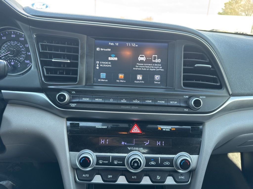 Used 2020 Hyundai Elantra SEL image 18