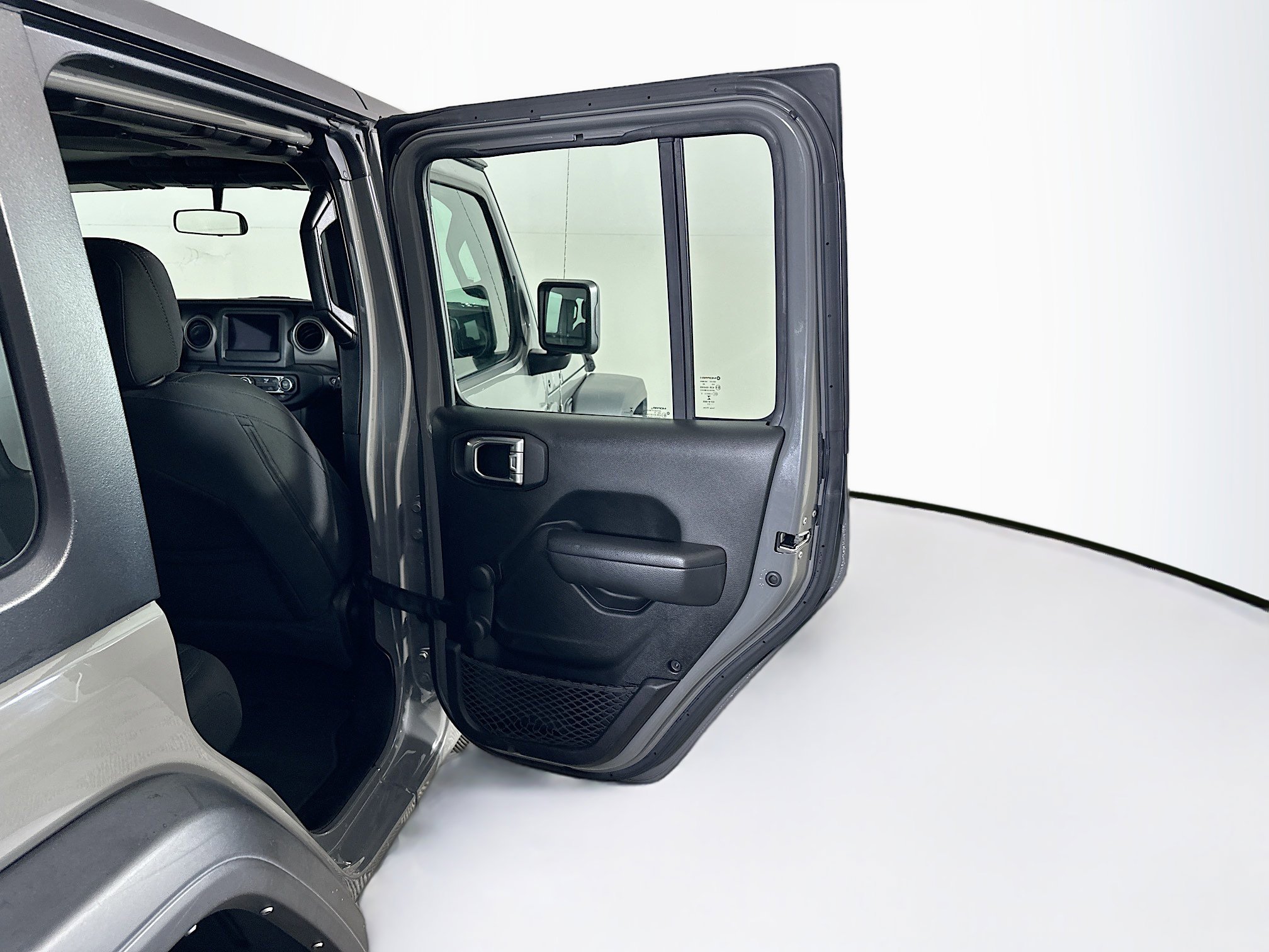 Used 2022 Jeep Wrangler Unlimited Sport image 29