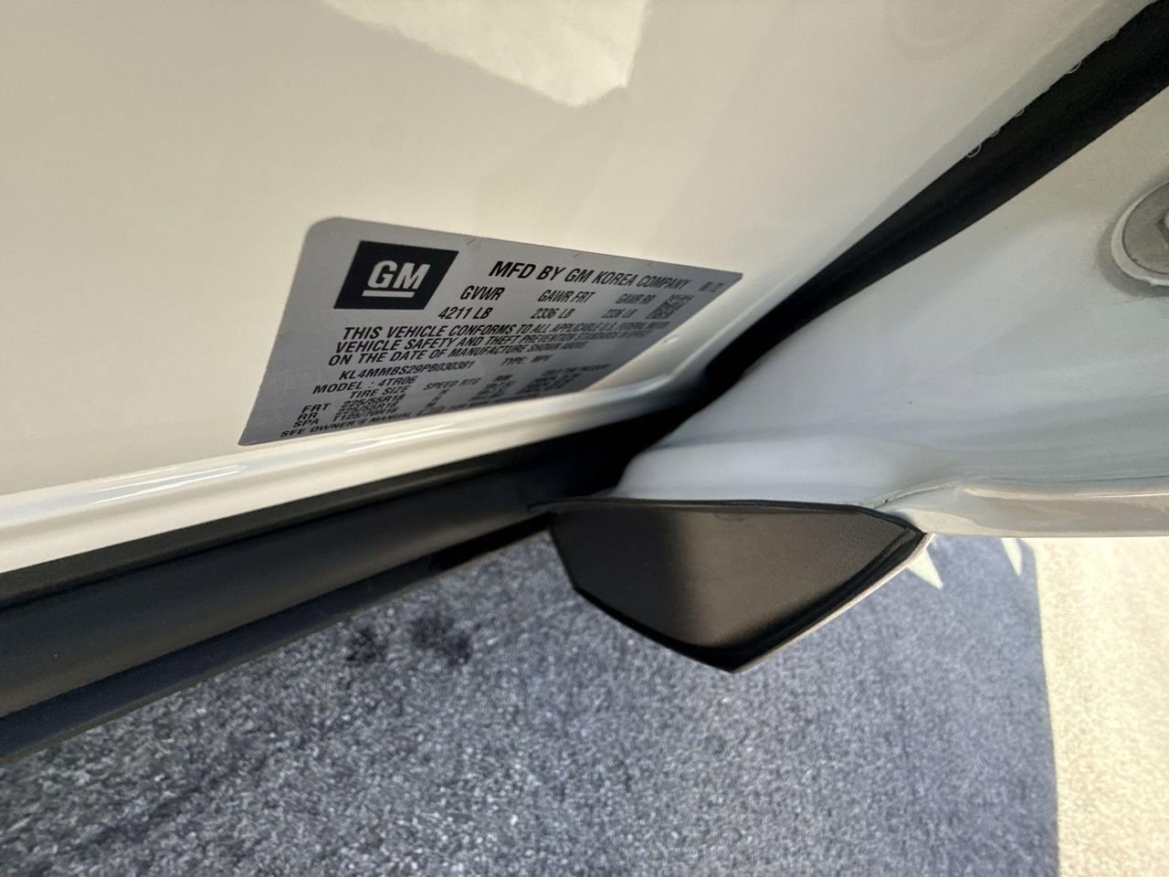 Certified 2023 Buick Encore GX Preferred w/ Cold Weather Comfort Package image 37