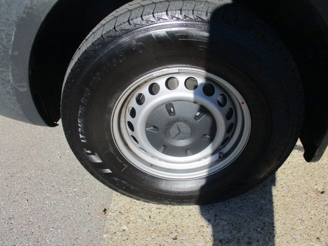 Used 2024 Mercedes-Benz Sprinter 2500 image 27