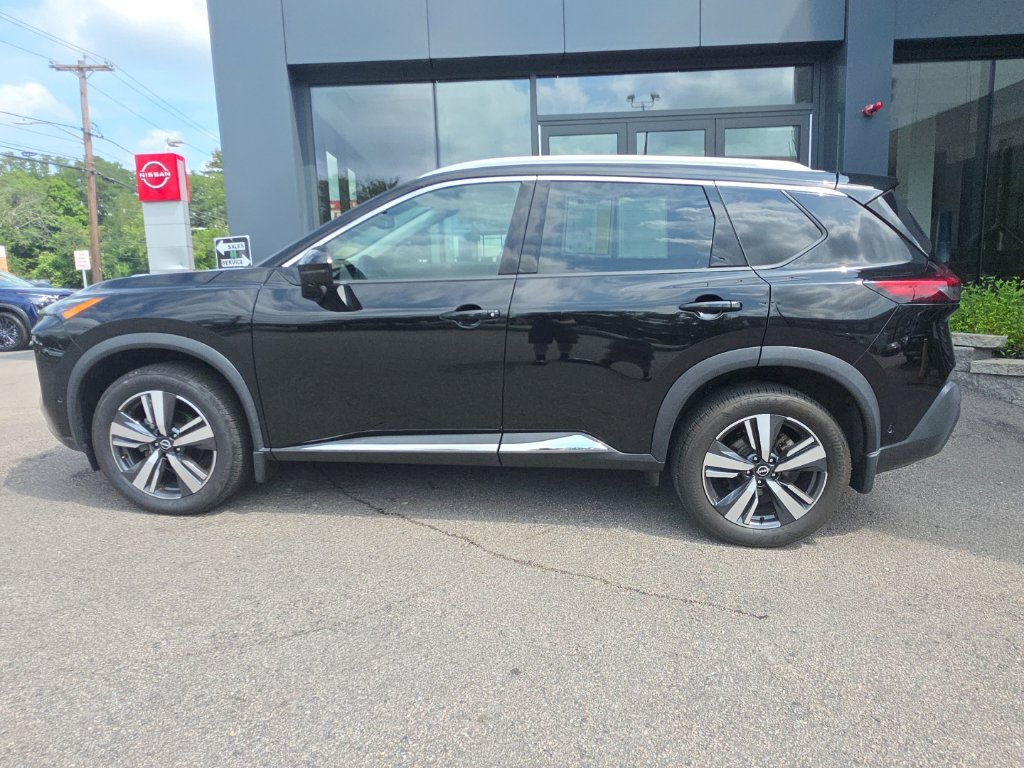 Certified 2023 Nissan Rogue SL w/ SL Premium Package AWD/4WD image 3