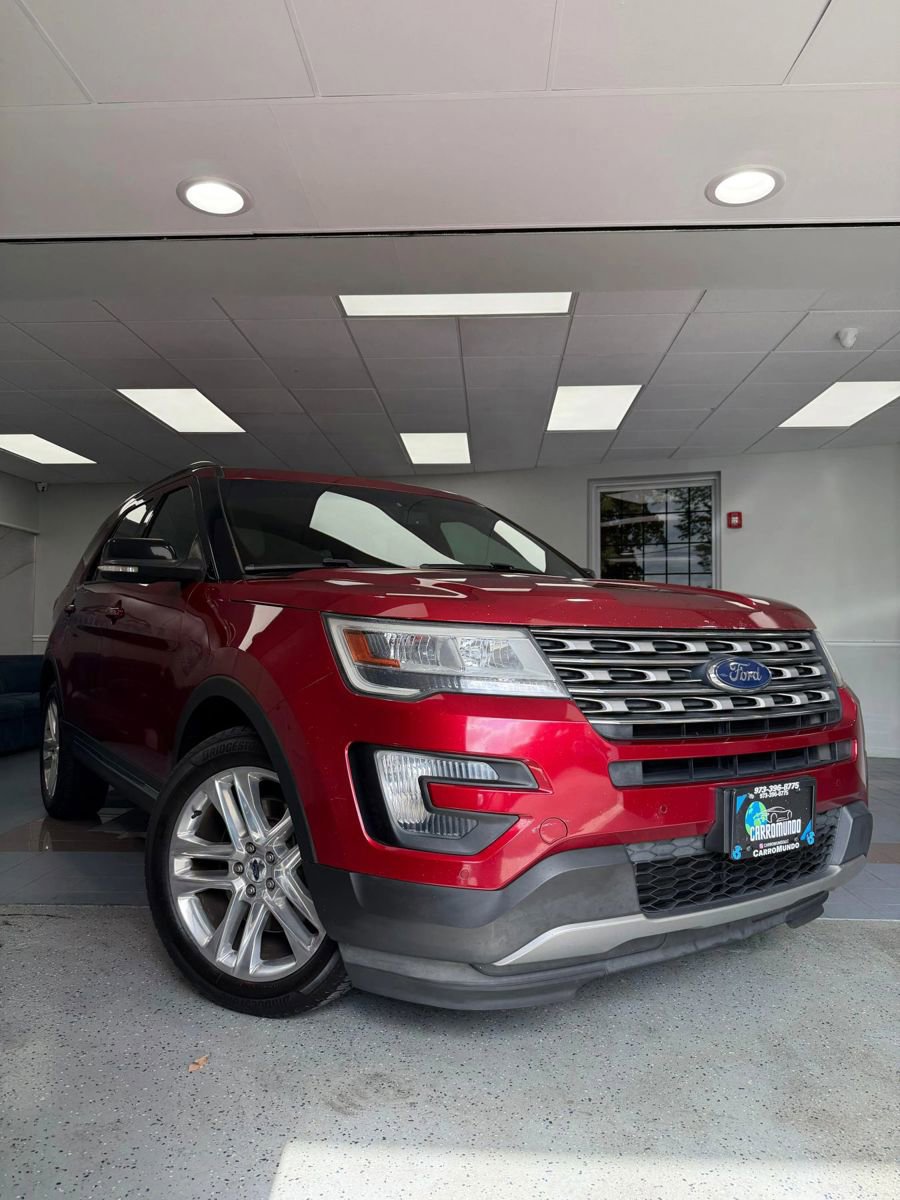 Used 2016 Ford Explorer XLT w/ Equipment Group 202A