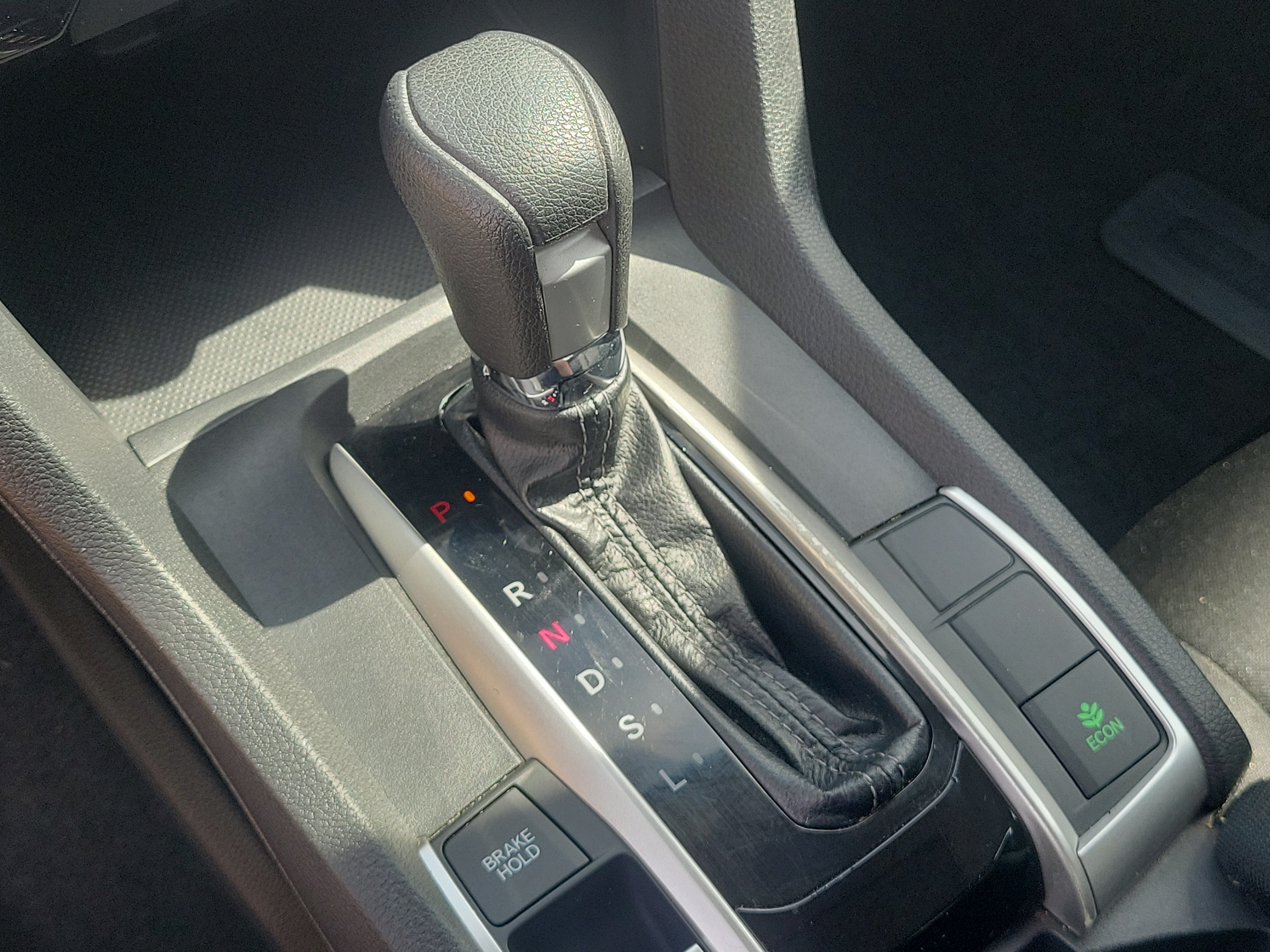 Used 2018 Honda Civic EX image 28