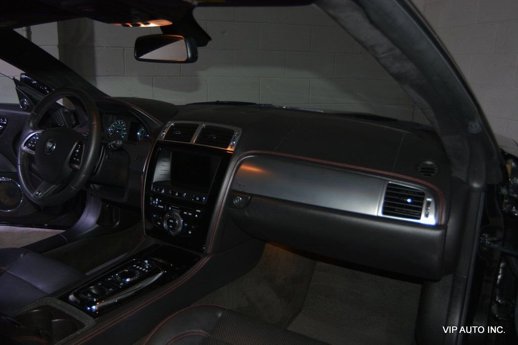 Used 2015 Jaguar XKR R image 10