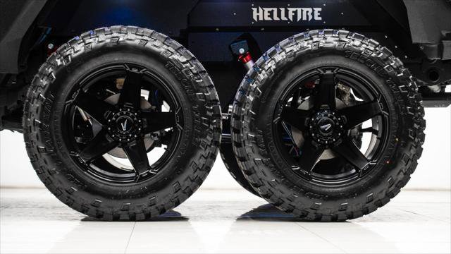 Used 2025 Jeep Gladiator Sport image 13