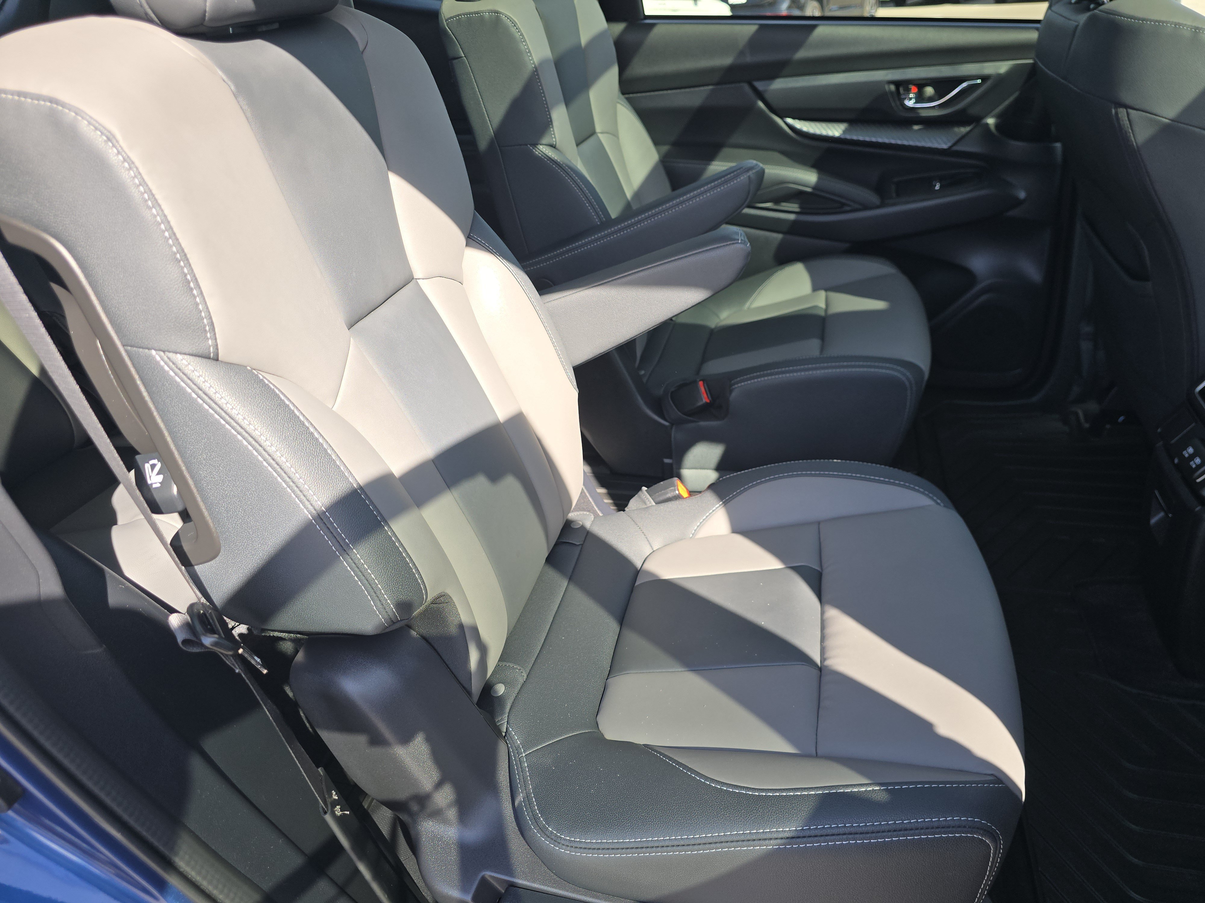 Certified 2022 Subaru Ascent Onyx Edition AWD/4WD image 18