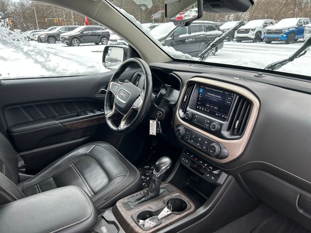 Used 2022 GMC Canyon Denali image 28