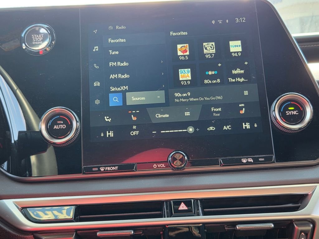 Used 2024 Lexus RX 350 FWD w/ Technology Package image 23