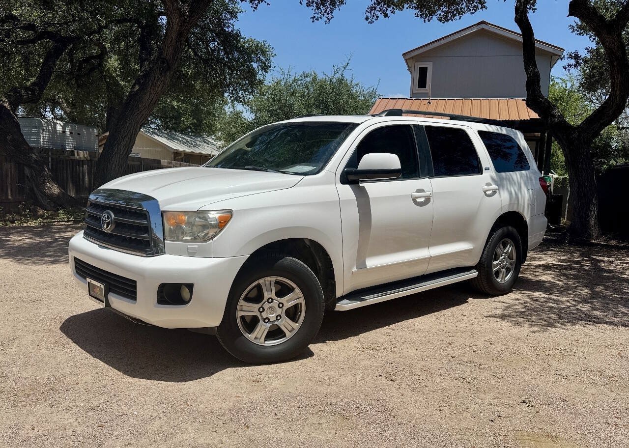 Used 2008 Toyota Sequoia SR5 w/ Leather Seat Pkg