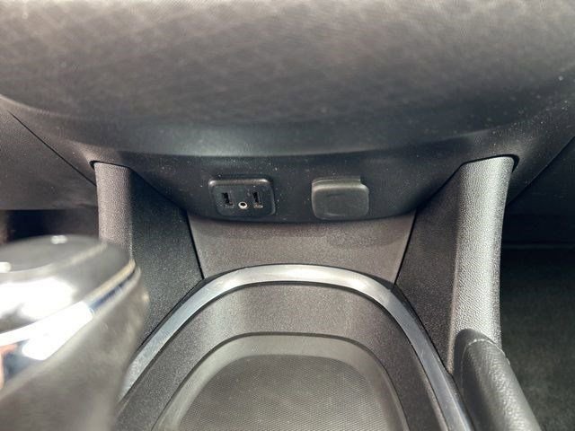 Used 2017 Chevrolet Malibu LT image 26