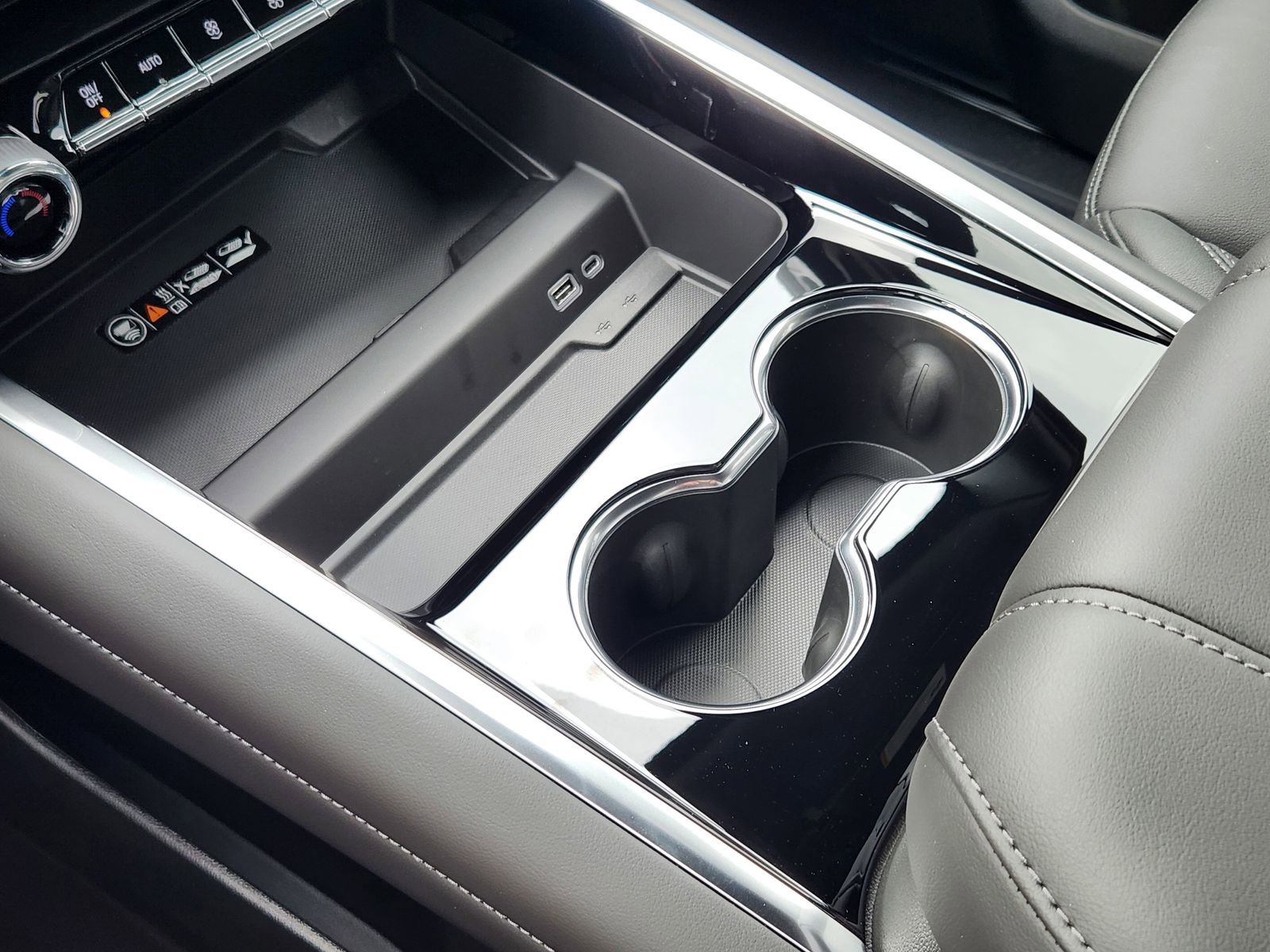 New 2026 Chevrolet Tahoe LT w/ Comfort Package RWD image 19