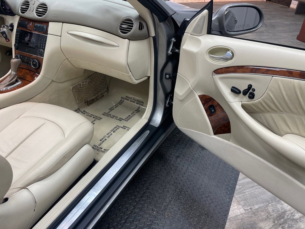 Used 2008 Mercedes-Benz CLK 350 Cabriolet image 37