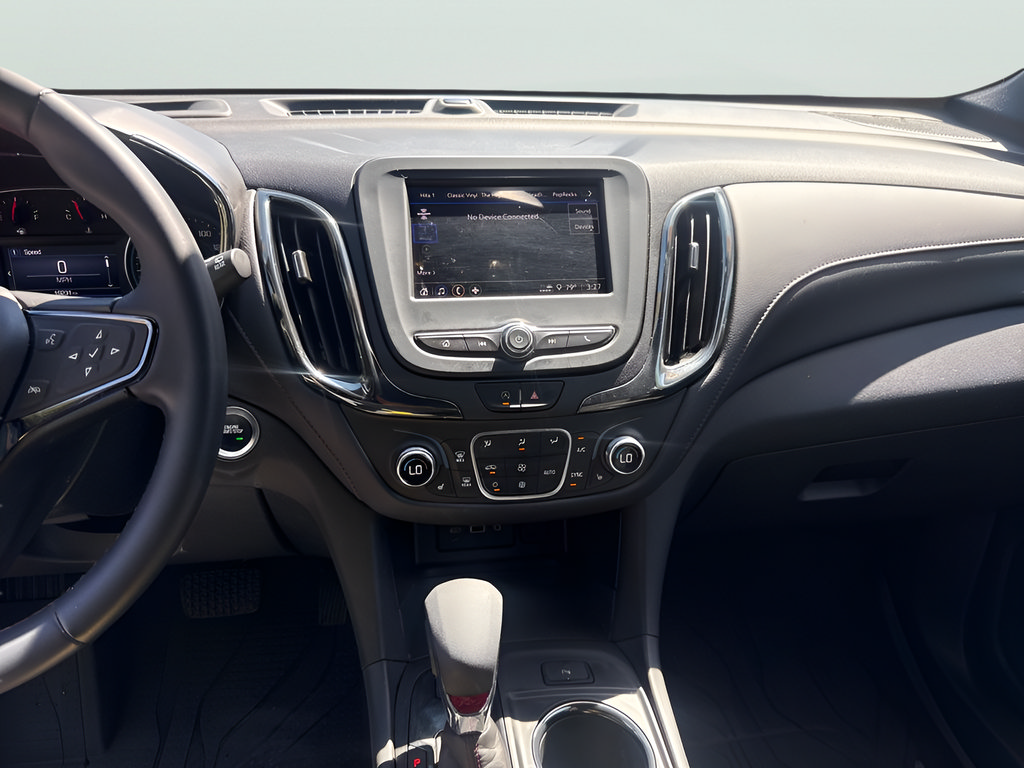 Used 2023 Chevrolet Equinox RS AWD/4WD image 25