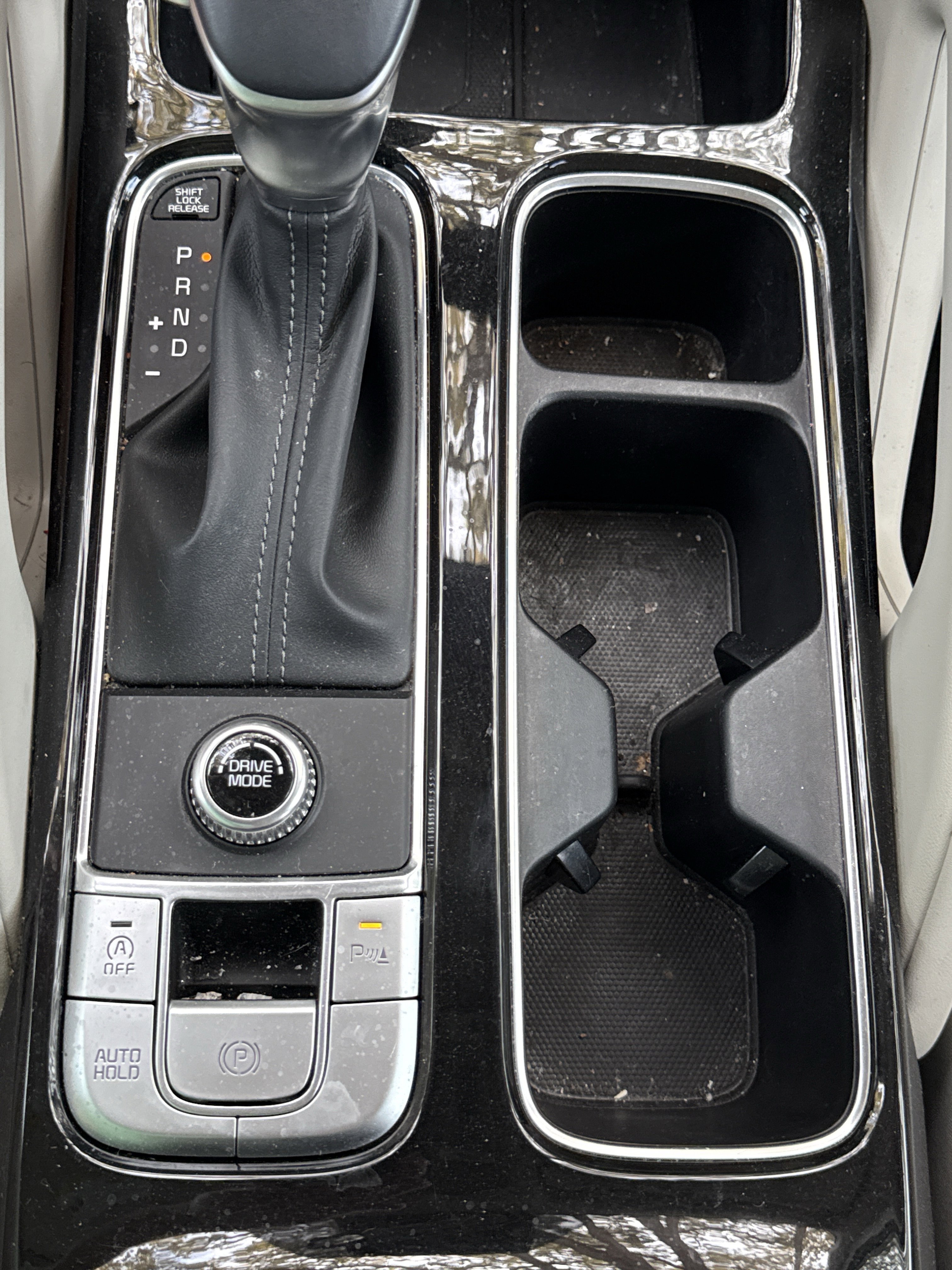 Used 2025 Kia Telluride S image 28