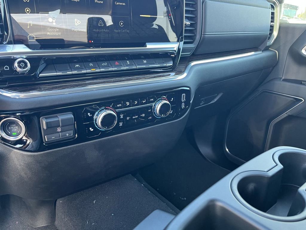 New 2025 GMC Sierra 1500 SLE image 14