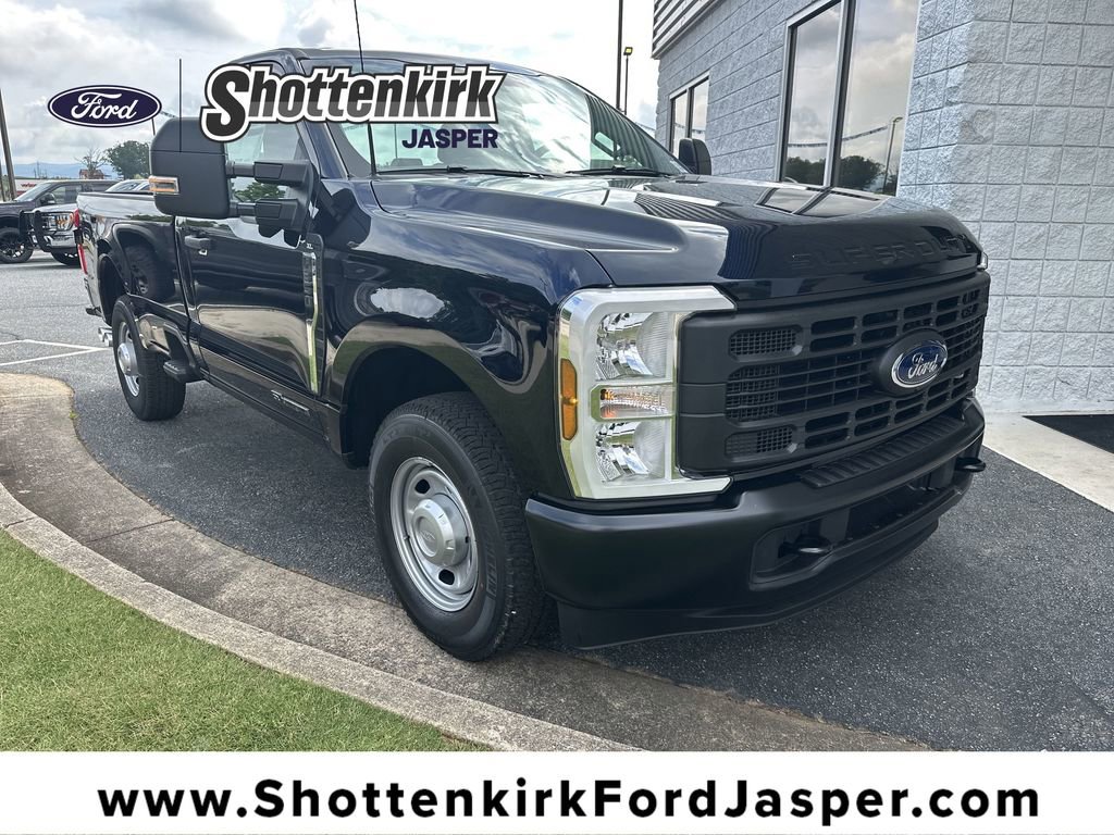 New 2025 Ford F350 XL w/ 360-Degree Camera Package