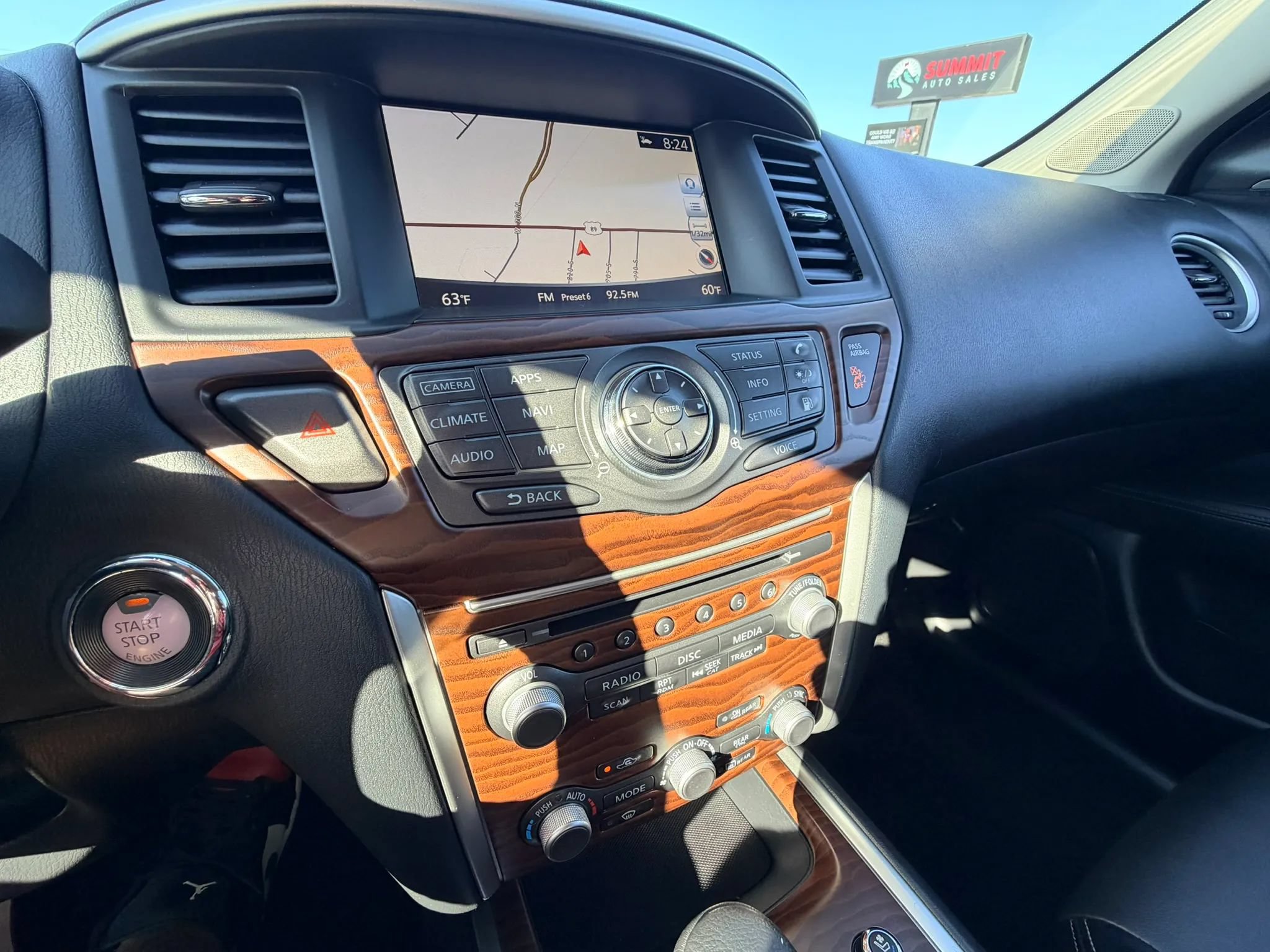 Used 2020 Nissan Pathfinder Platinum w/ Cargo Package AWD/4WD image 17