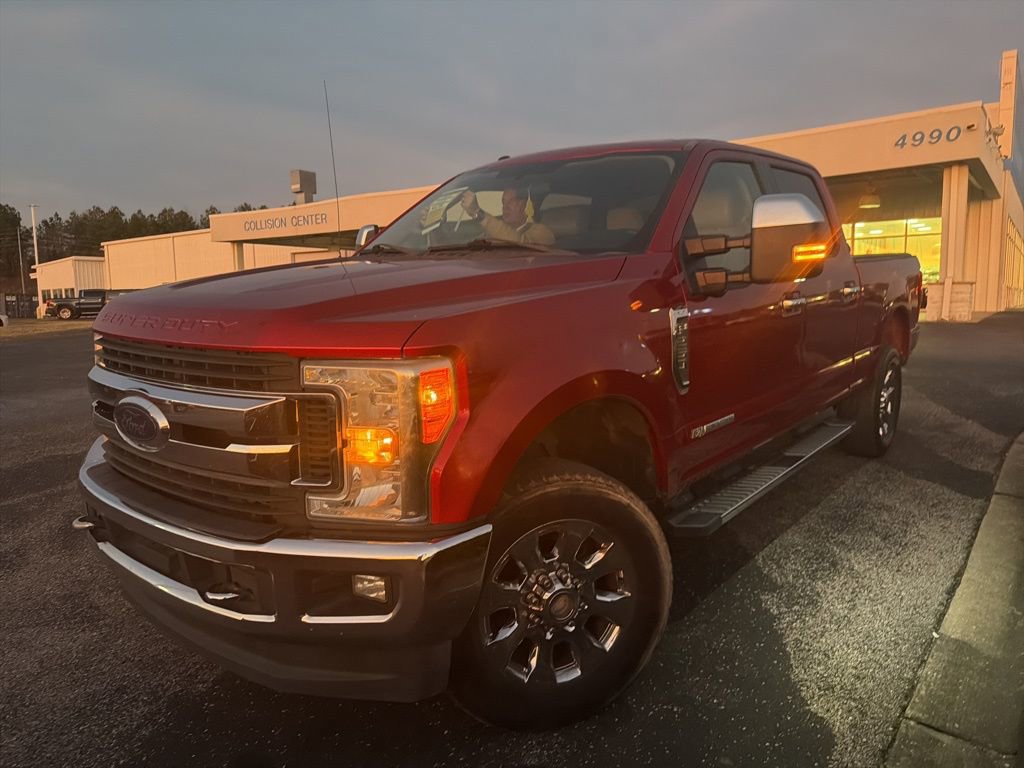 Used 2017 Ford F250 XLT w/ XLT Premium Package AWD/4WD image 1