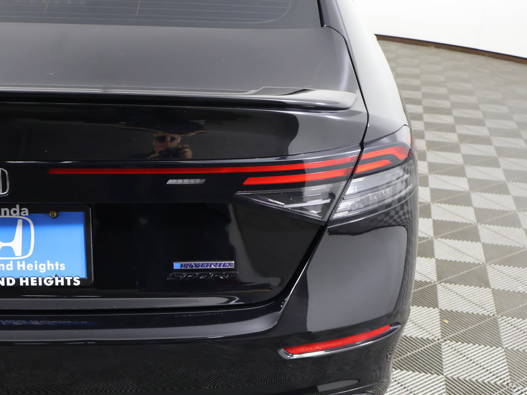 Used 2025 Honda Accord Sport image 14
