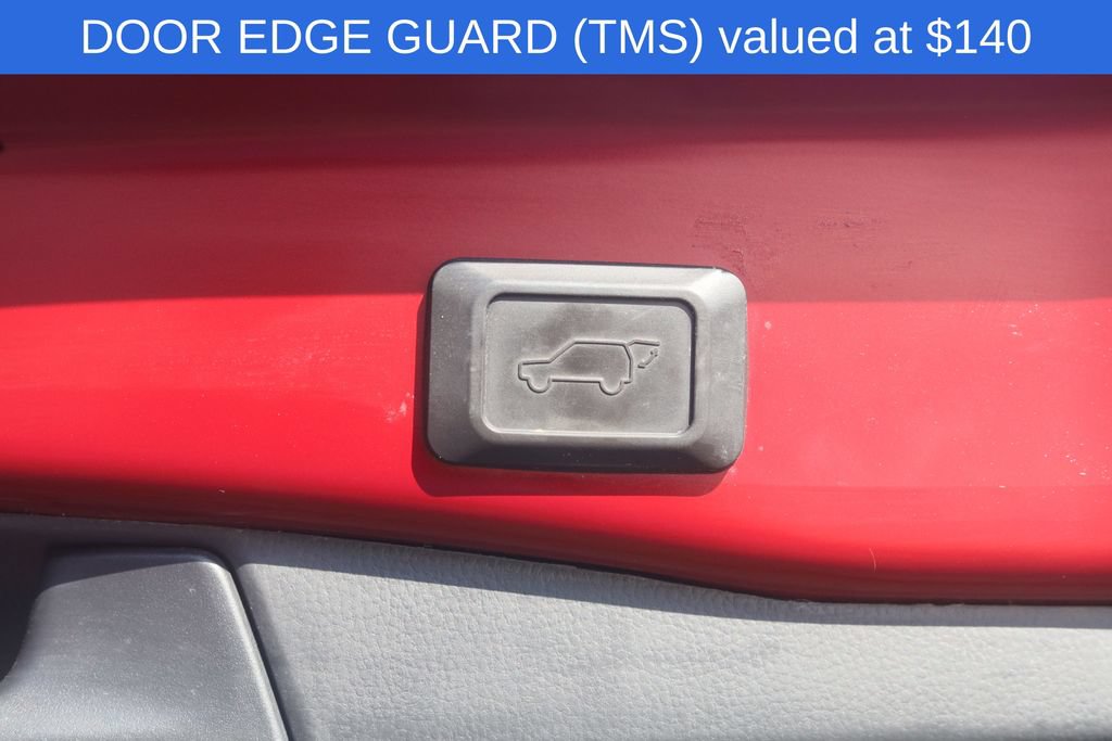 Used 2022 Toyota RAV4 XLE w/ Convenience Package AWD/4WD image 9