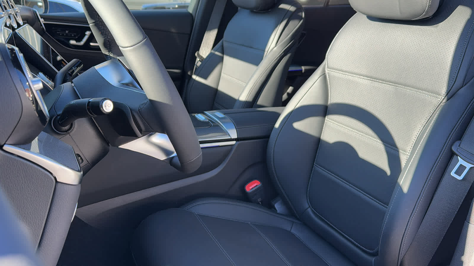 New 2026 Mercedes-Benz GLC 300 4MATIC image 27