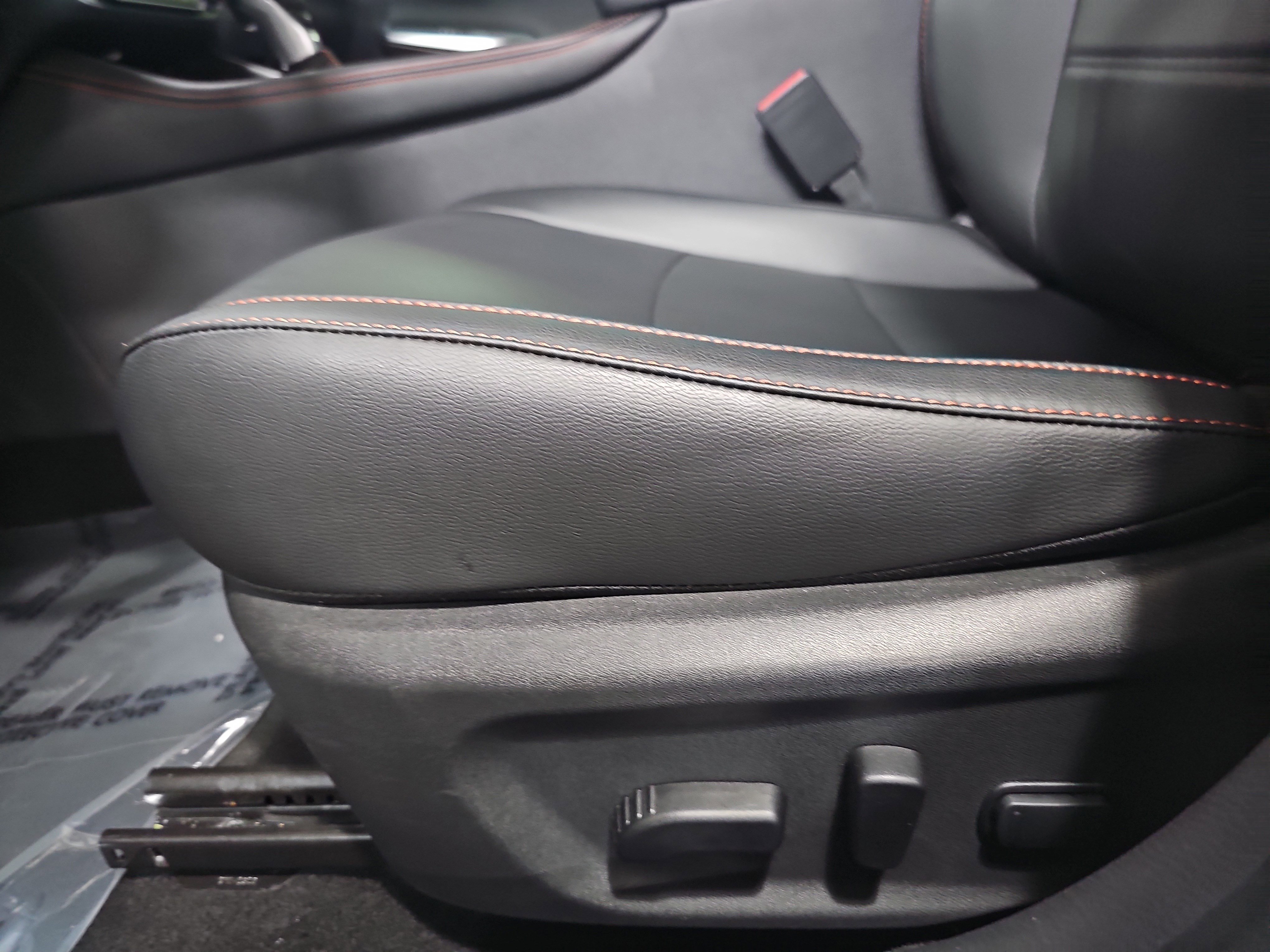 Used 2024 Nissan Sentra SR w/ SR Premium Package FWD image 29