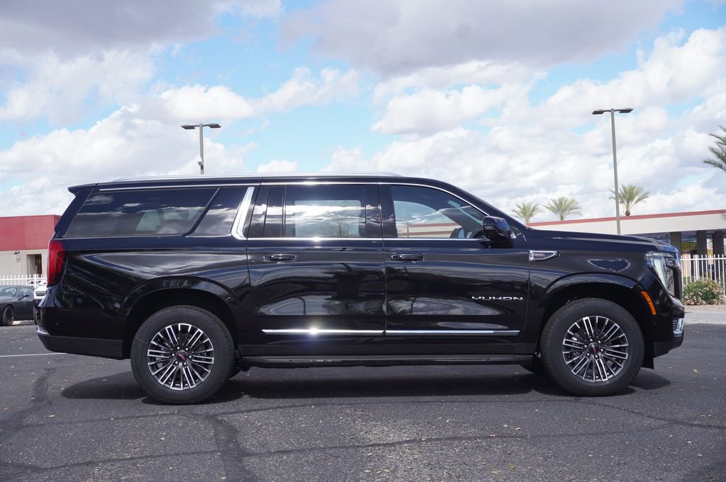 New 2026 GMC Yukon XL Elevation RWD image 2