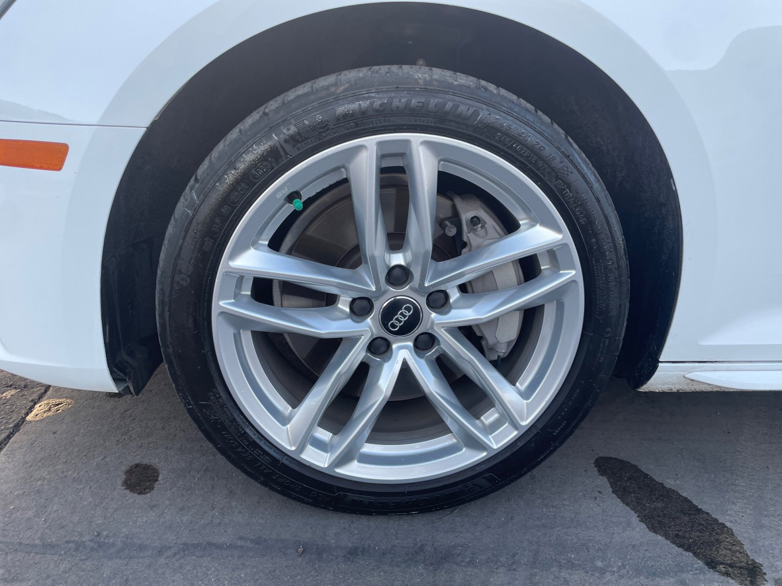 Used 2017 Audi A4 2.0T Premium w/ Convenience Package image 11