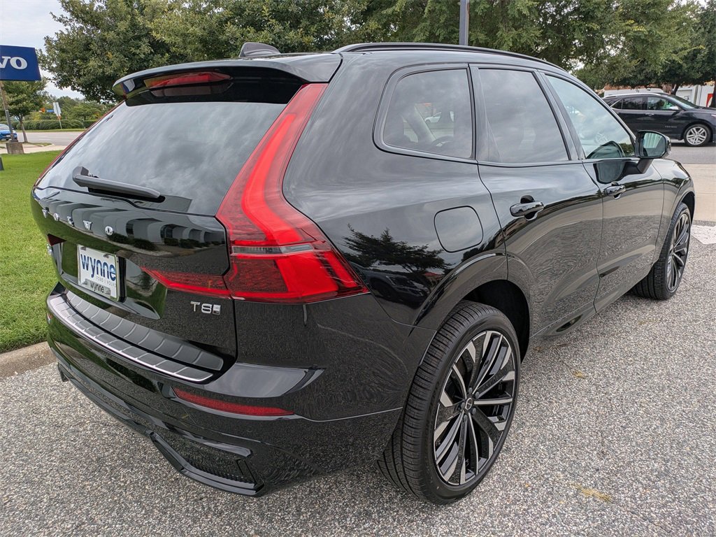 New 2026 Volvo XC60 T8 Ultra w/ Protection Package Premier image 4