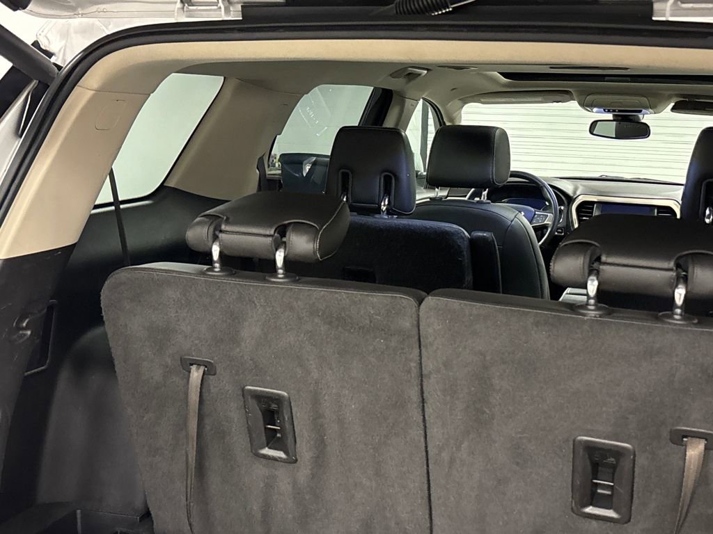 Used 2019 GMC Acadia Denali w/ Technology Package image 19