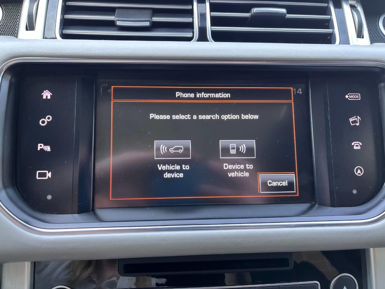 Used 2016 Land Rover Range Rover HSE image 13